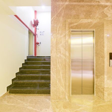 Hotel Super Collection O Starlight Kanpur Esterno foto