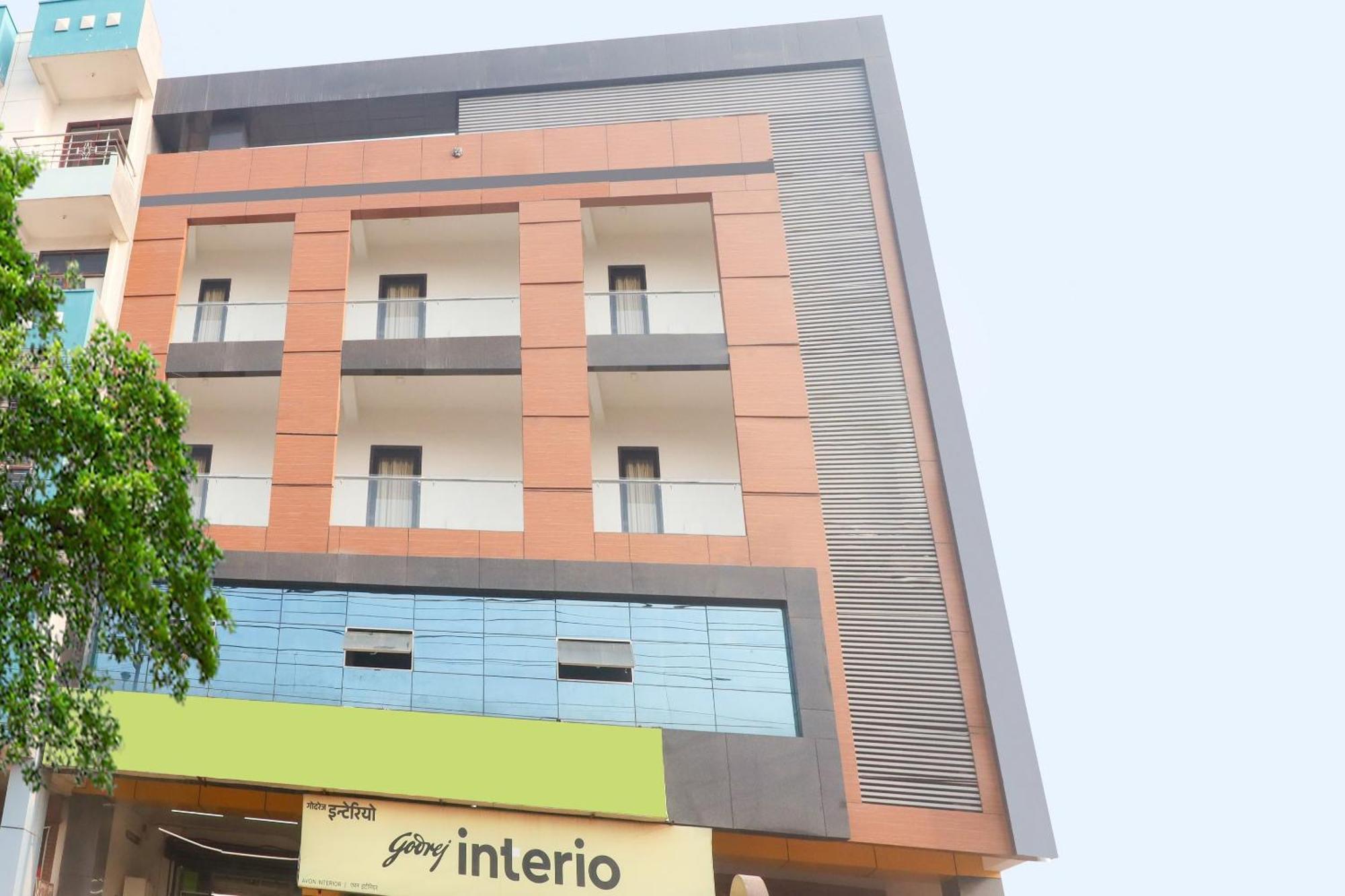Hotel Super Collection O Starlight Kanpur Esterno foto