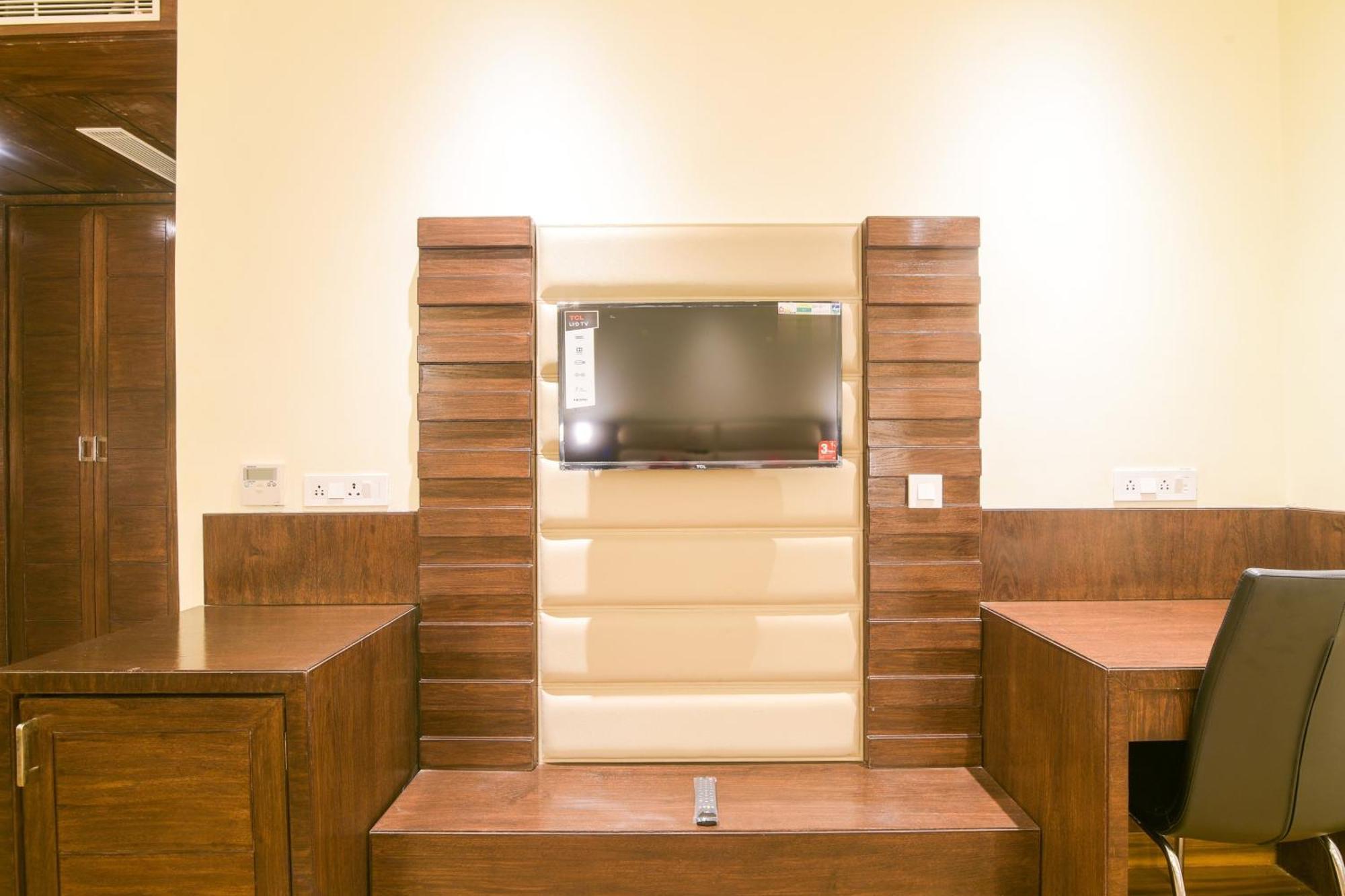 Hotel Super Collection O Starlight Kanpur Esterno foto