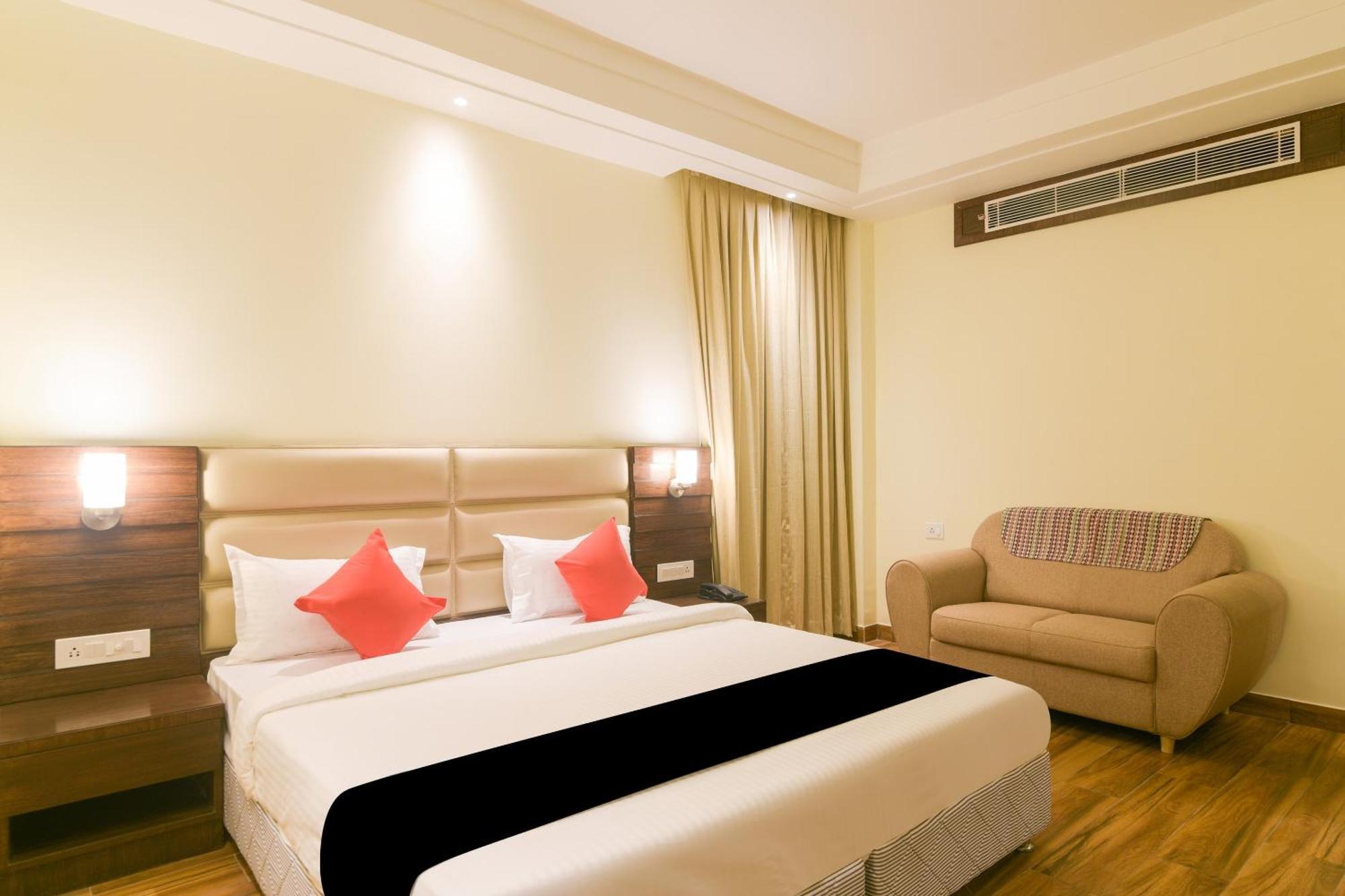 Hotel Super Collection O Starlight Kanpur Esterno foto