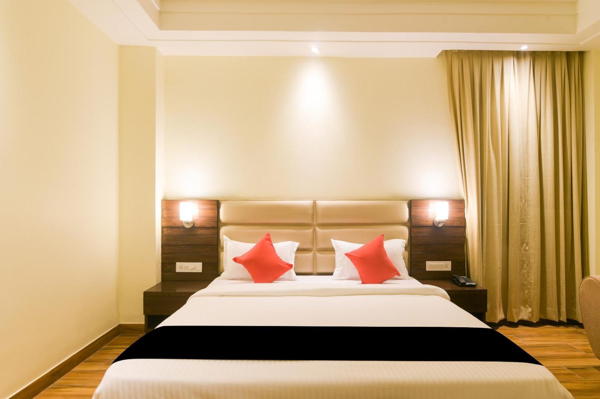 Hotel Super Collection O Starlight Kanpur Esterno foto